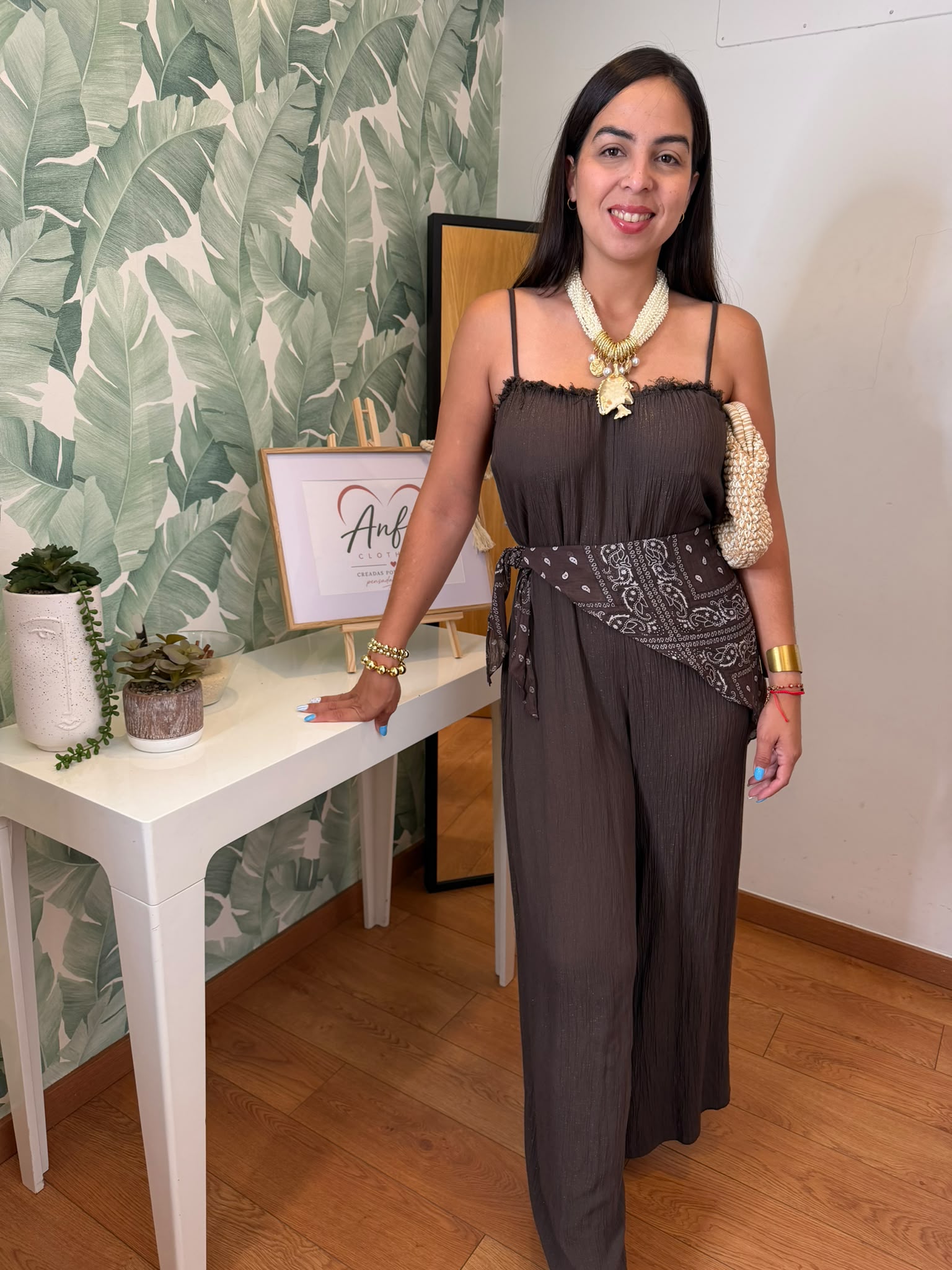 Mono Palazzo con pañuelo estampado 🤎