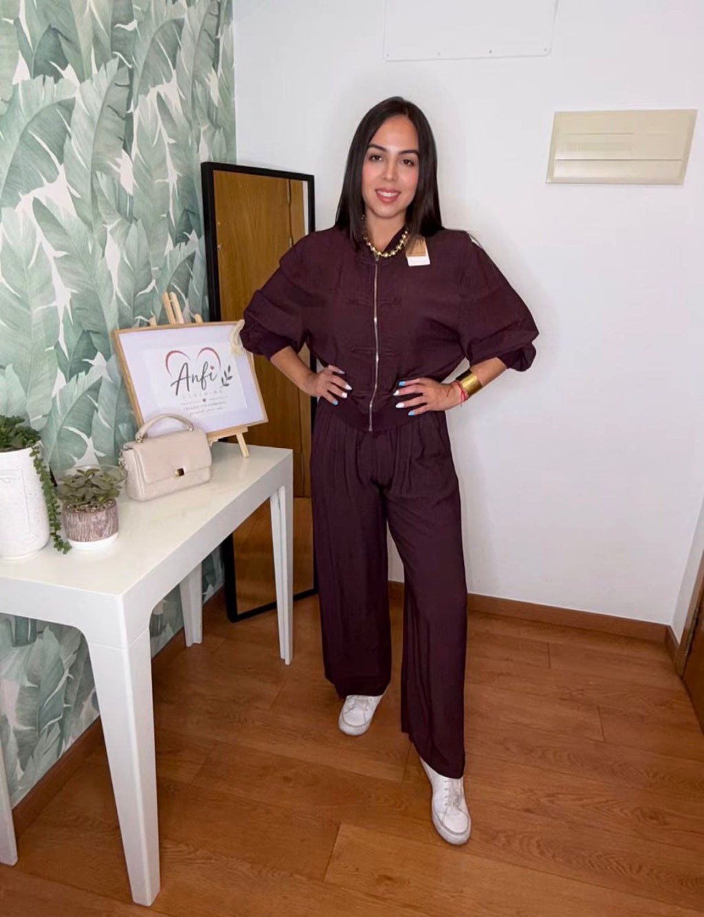 Pantalón fluido tipo lino